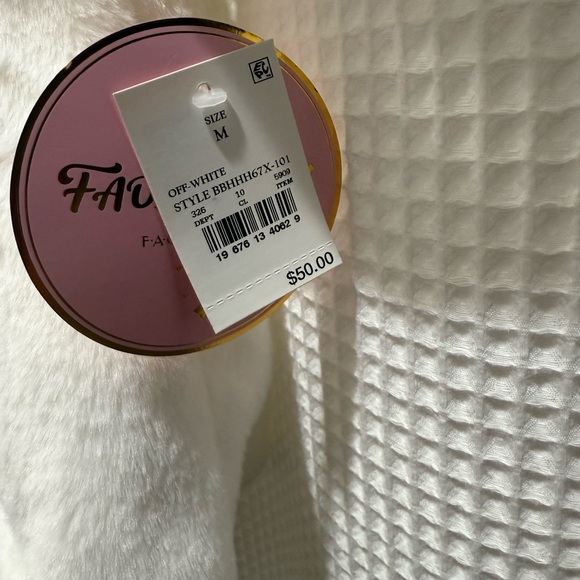 NWT Elegant White Kids Faux Fur Coat - Picture 5 of 6